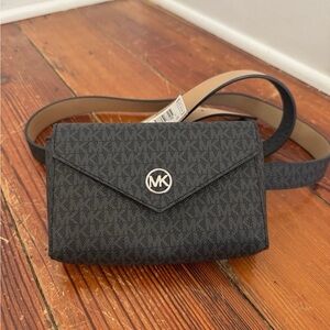 Michael Kors Black and Tan Crossbody Bag
